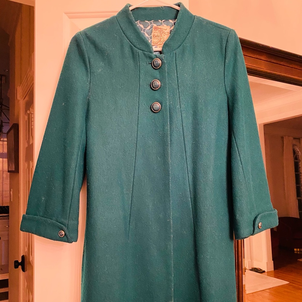 Green Coat - Picture 2 of 6